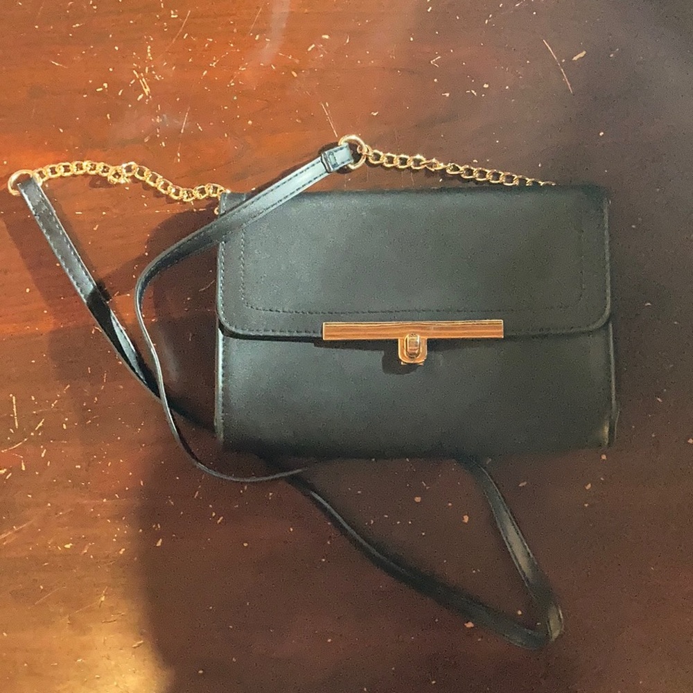 Black Crossbody